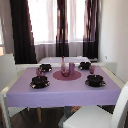 Διαμέρισμα Purple Orange Πομόριε