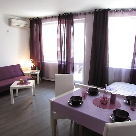 Διαμέρισμα Purple Orange Πομόριε
